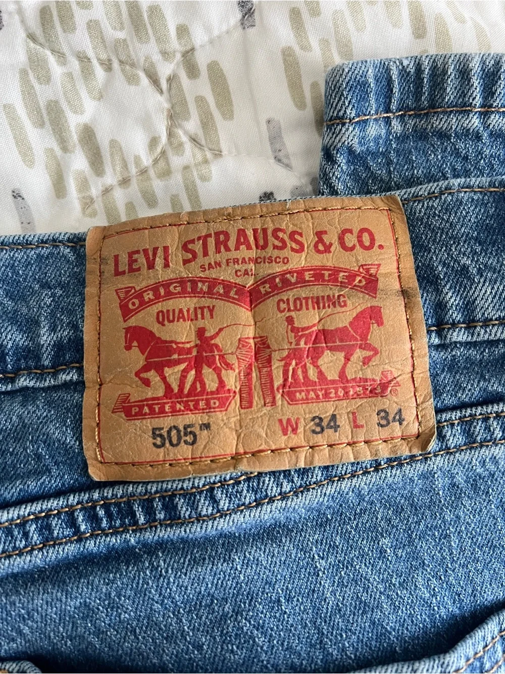 Levi's 505 Regular Fit Jeans Mens 34x34 Blue Straight Leg Stretch Denim